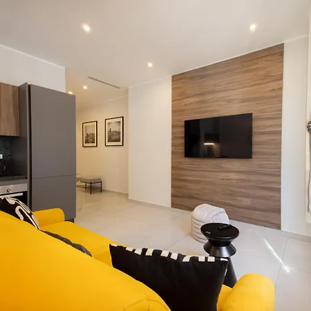 Διαμέρισμα Manu Luxury *